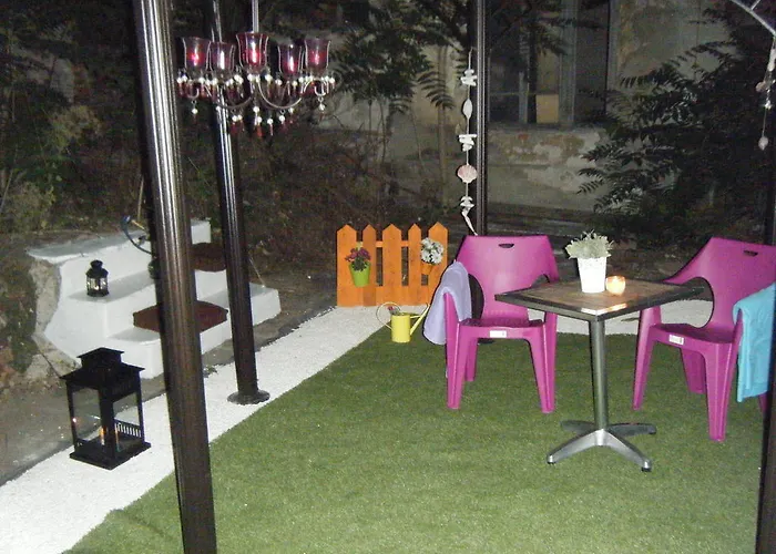 Scotty's Boutique מלון 3*